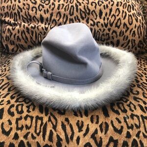 Vintage Mr John Jr women’s hat